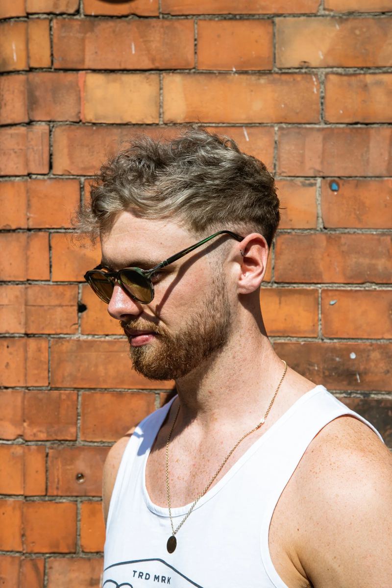 Textured crop with a full, shaped beard